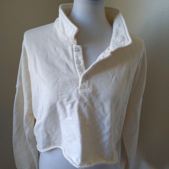 SNDYS Everyday Crop Sweatshirt - Picture 4 of 7